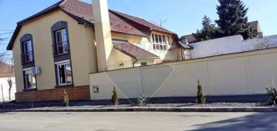 7 room House / Villa for sale, Functionarilor area