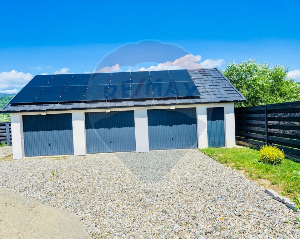 Casă / Vilă cu 5 camere de vânzare