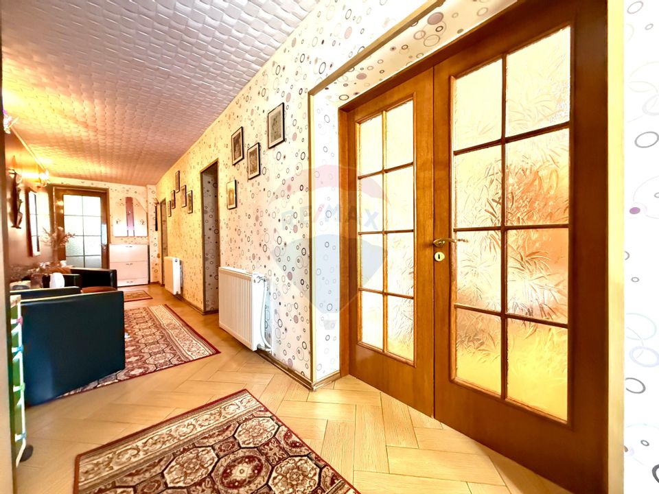 5 room House / Villa for sale, Central area