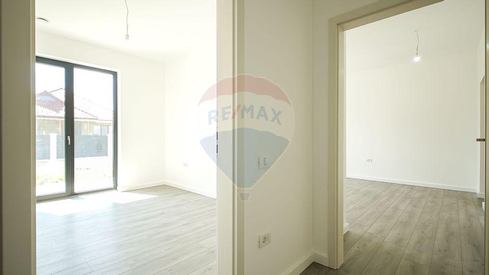 5 room House / Villa for sale