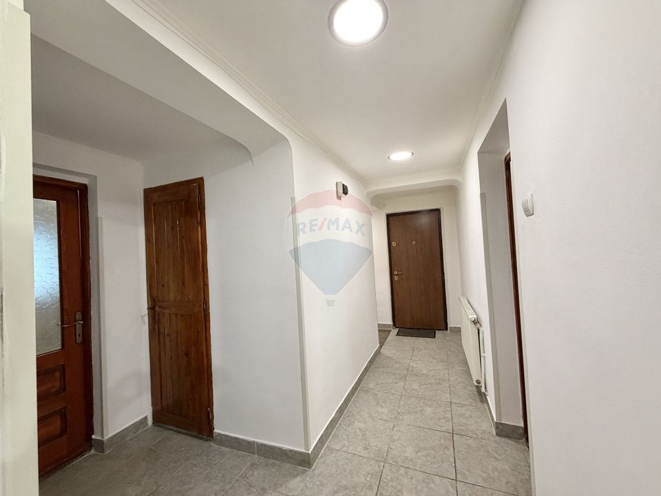 3 room Apartment for rent, Centura Sud area