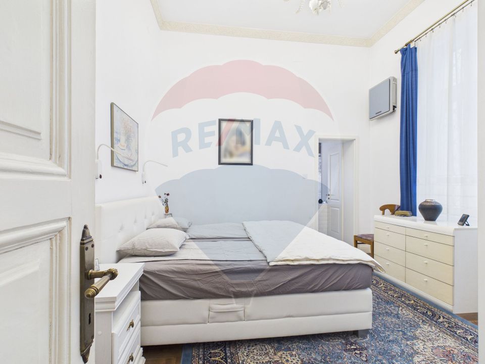 Casa / Vila cu 8 camere de vanzare în zona Cotroceni