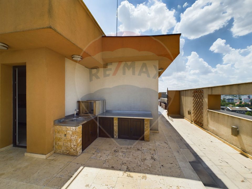 Penthouse de 4 camere cu terasa panoramica impresionanta de 355 mp