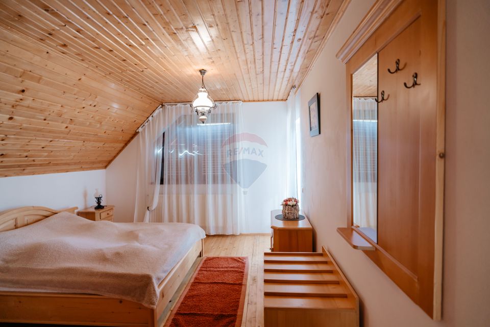 Vilă cu 6 camere, teren de 1000mp, într-un resort montan privat