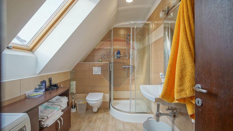 Casă deosebită în Brașov, afacere sau locuință multifuncțională!