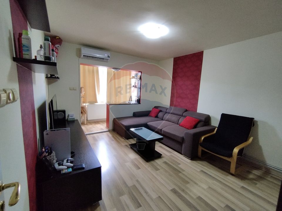 4 room Apartment for sale, Narcisa area