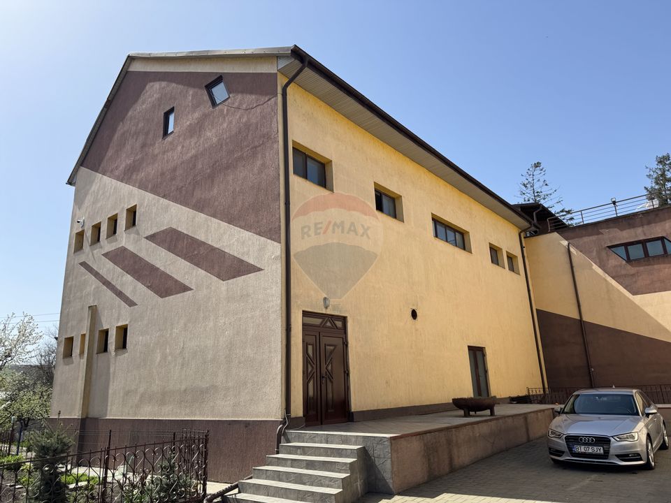 Spațiu comercial de 1,460mp în zona Central