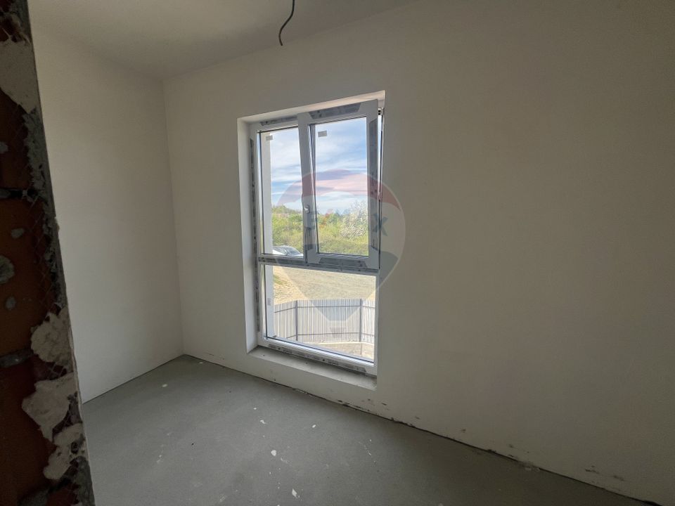 4 room House / Villa for sale, Central area