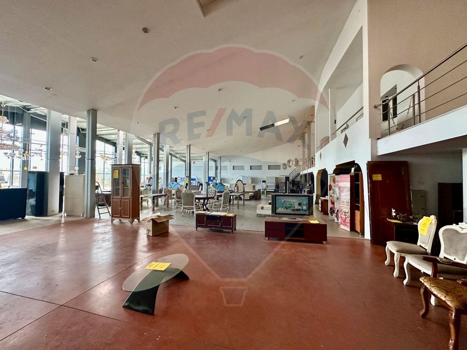 1,400sq.m Commercial Space for rent, Est area