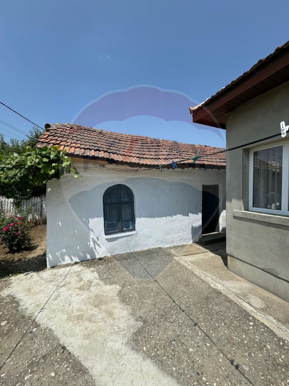 Casă 74 mp/ Predesti 1331 mp teren intravilan