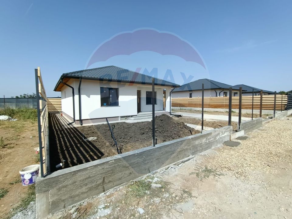 3 room House / Villa for sale