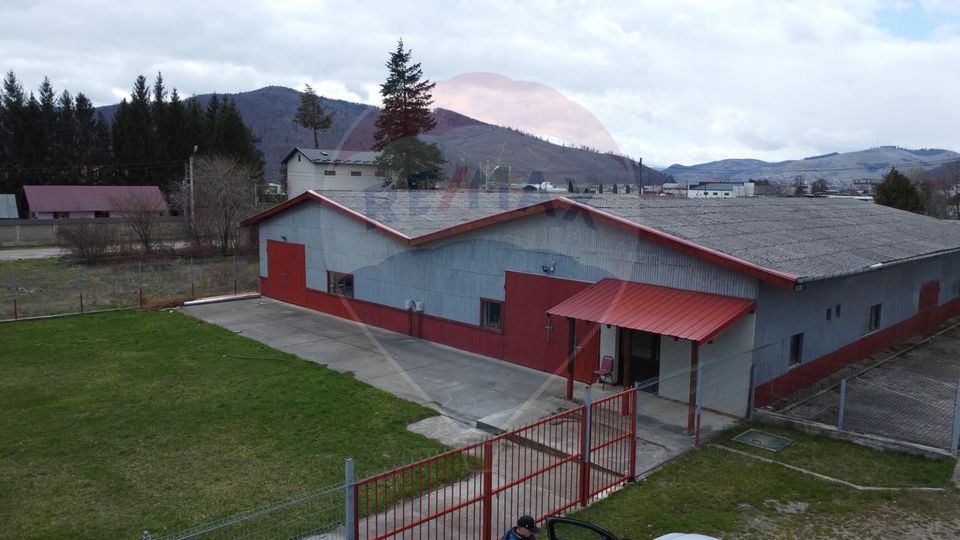 Hală industrială cu birouri si teren Gura Humorului