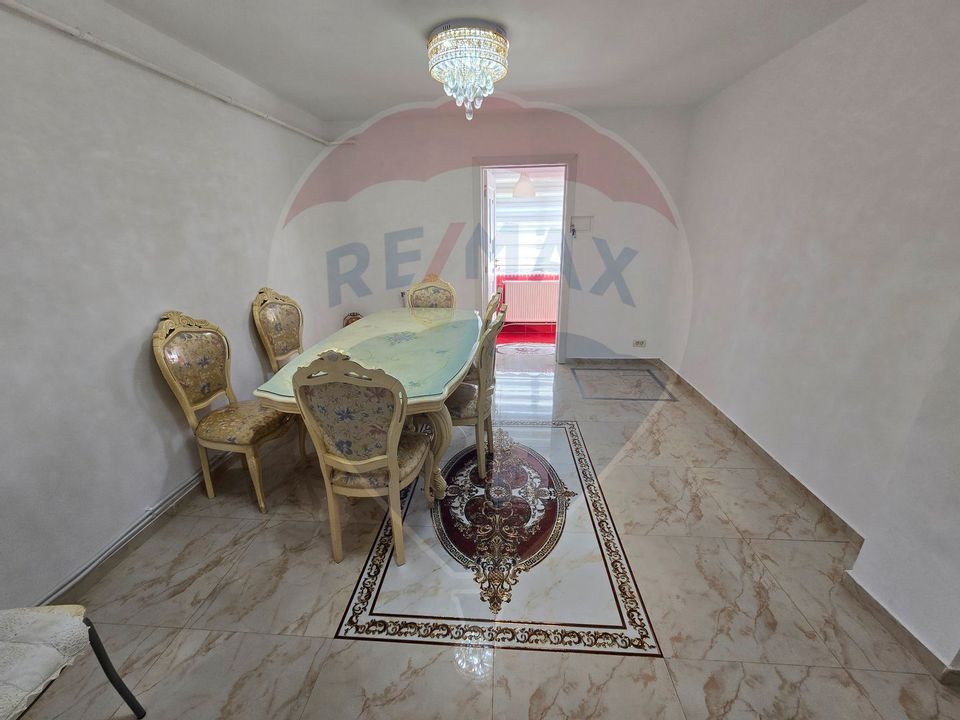 Apartament 3 camere de vânzare la parter, zona Nord - Fiald