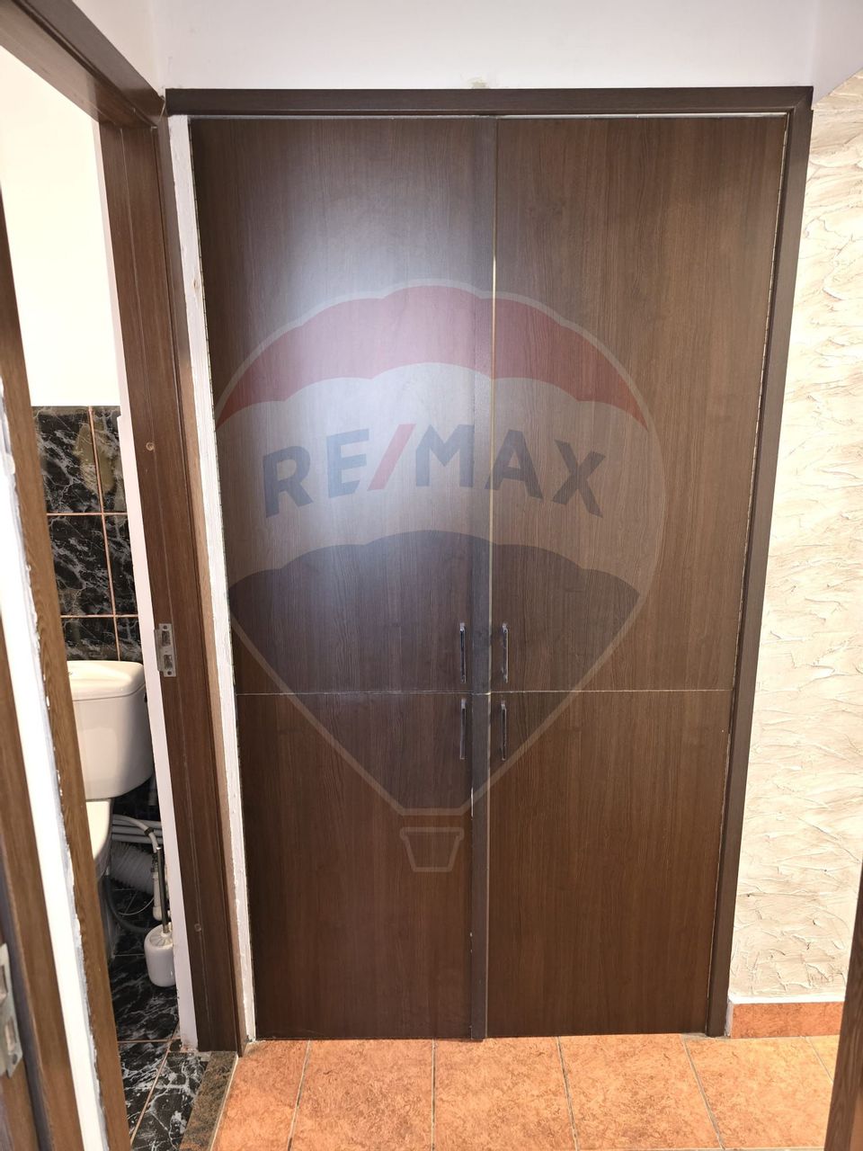 Apartament cu 2 camere de vânzare în zona Central