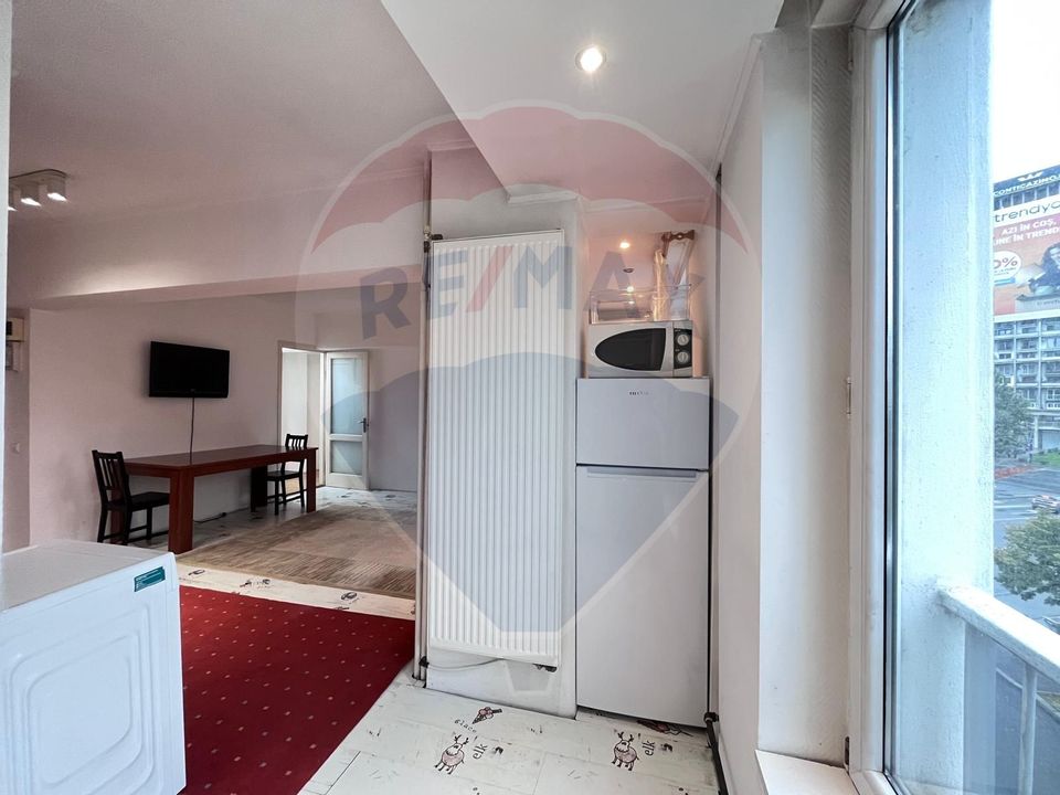 Apartament cu 2 camere de vanzare in Calea Victoriei nr 1