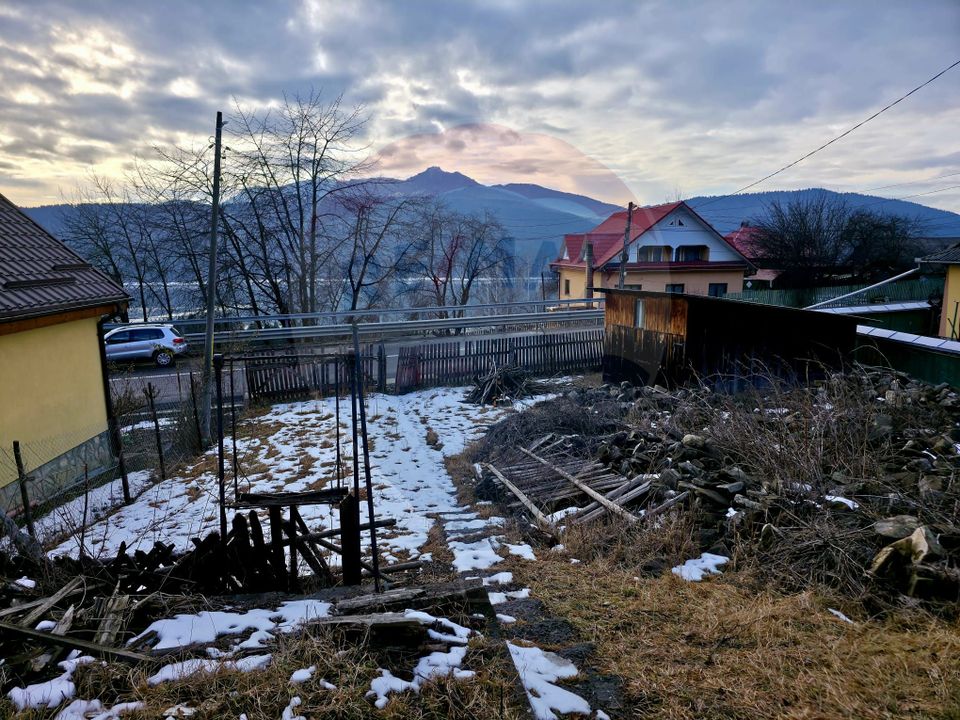 Land 711sqm Hangu / DN GROZAVESTI