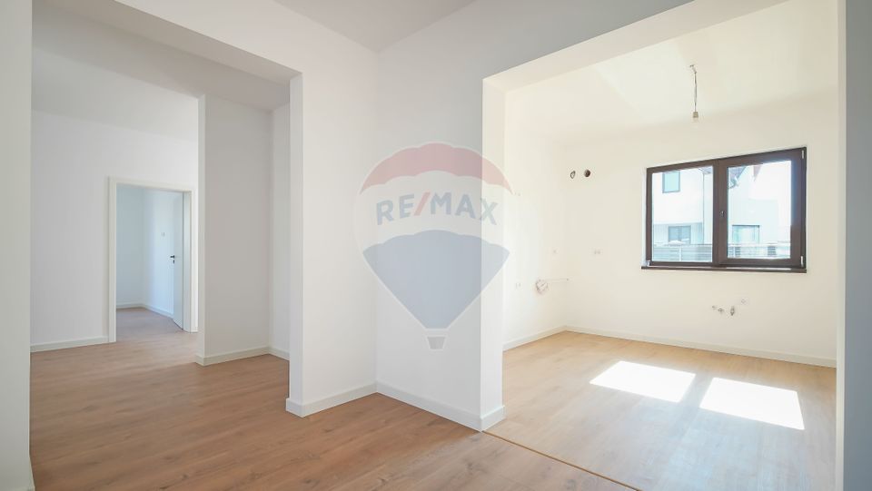 4 room House / Villa for sale