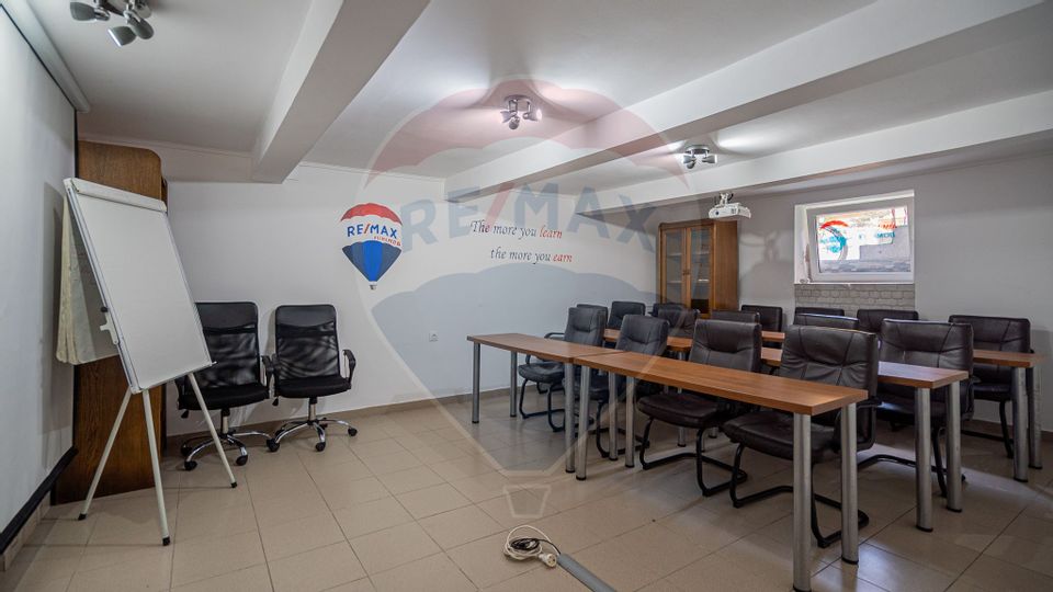 170sq.m Office Space for rent, Centrul Civic area