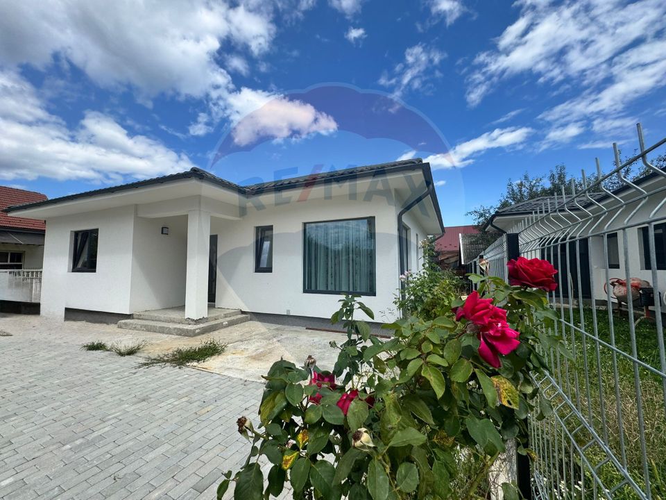 4 room House / Villa for sale, Nord-Est area