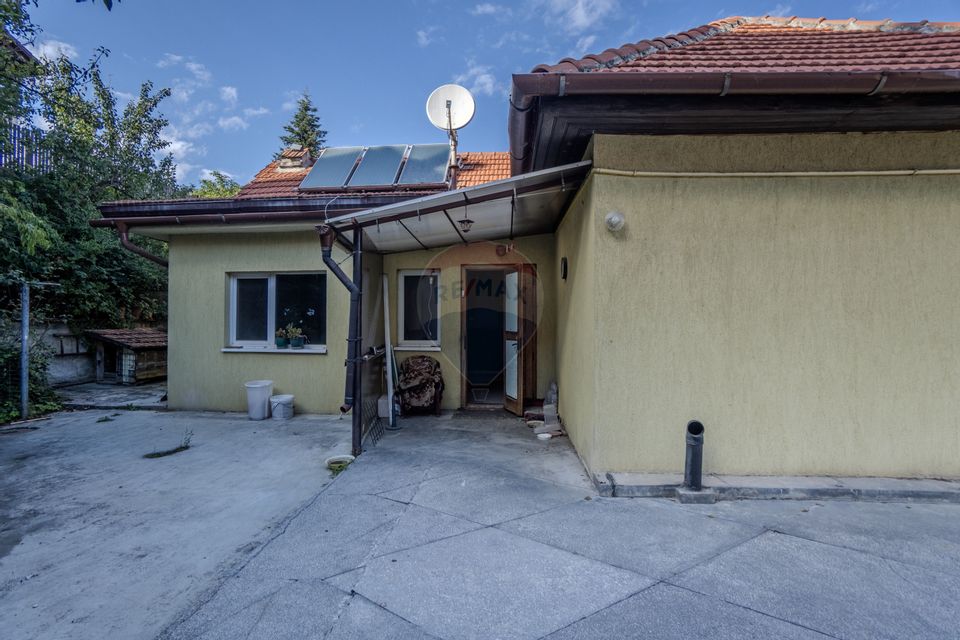 Casă individuală cu două unități locative. Zona Horia–Cloșca–Crișan