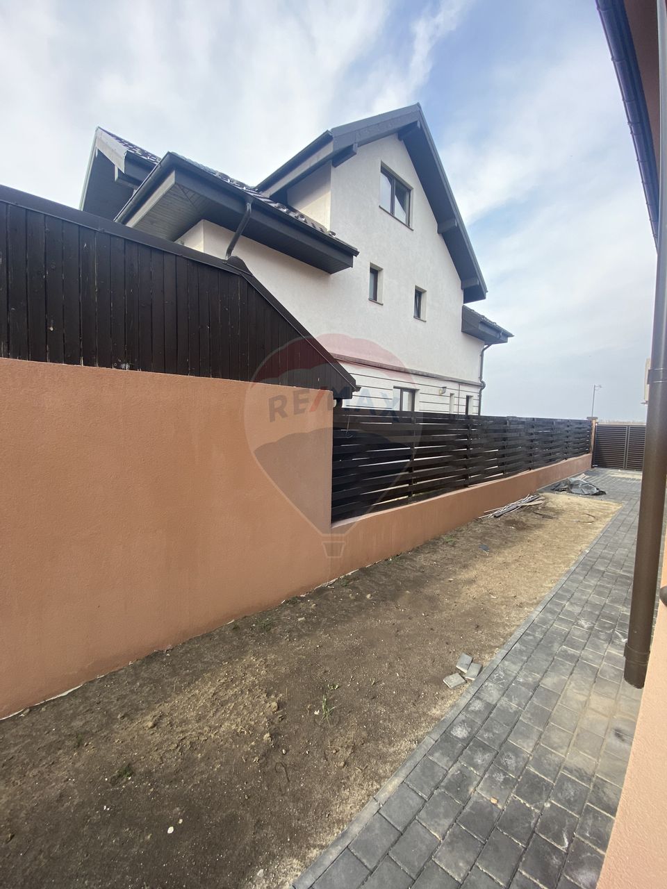 4 room House / Villa for sale, Nord area