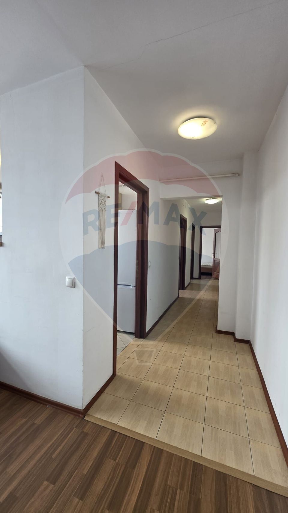 Apartament 3 camere de închiriat Vitrometan, Medias