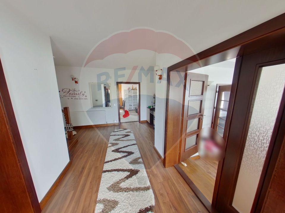 6 room House / Villa for sale, Sud-Est area