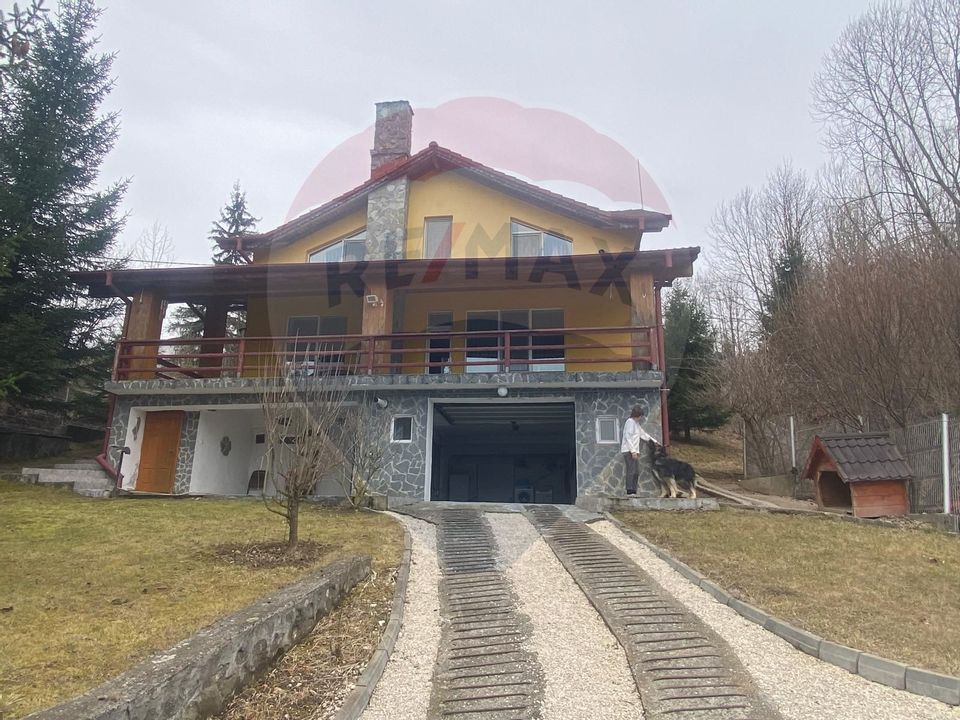 DE VANZARE Casă / Vilă cu 6 camere  Podul Dambovitei/ Arges