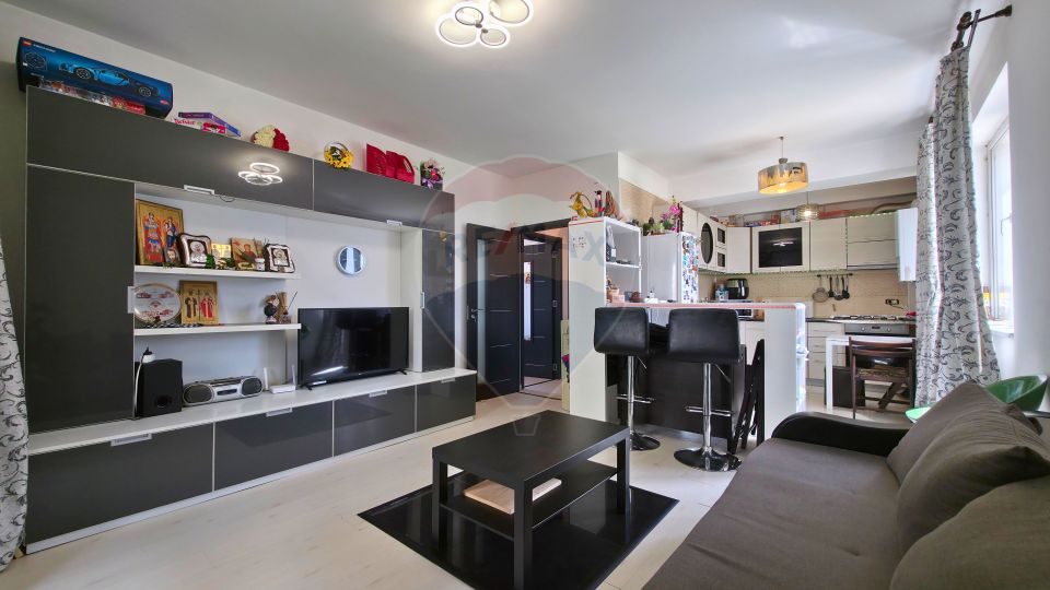 Apartament 3 camere 1 Decembrie de Vanzare