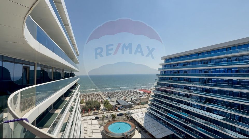 Apartament de vanzare Mamaia Nord  White Titanic