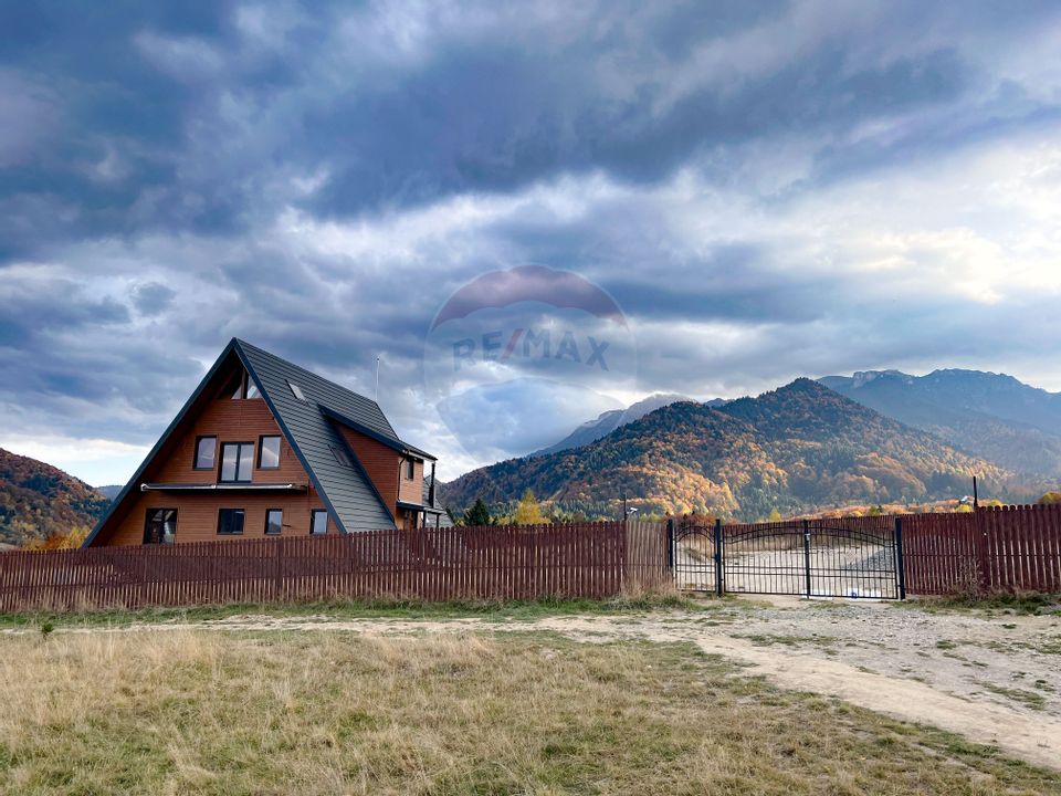 Vilă superba A-Frame cu vedere panoramică catre Varful Omu si Bucegi