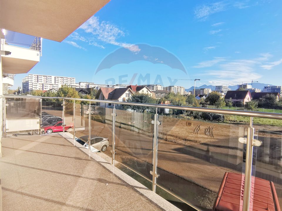 Apartament modern in complexul Bella Vista-Tractorul