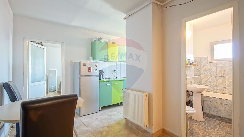 Comison 0% | Apartament cu 3 camere, etaj intermediar, Bartolomeu