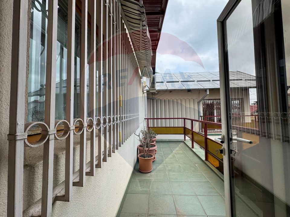 6 room House / Villa for rent, Industriilor area