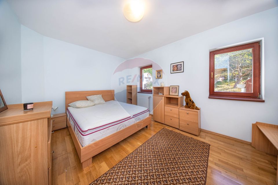 Vilă Moieciu, 375 mp util + teren 2.992 mp, View - Comision 0