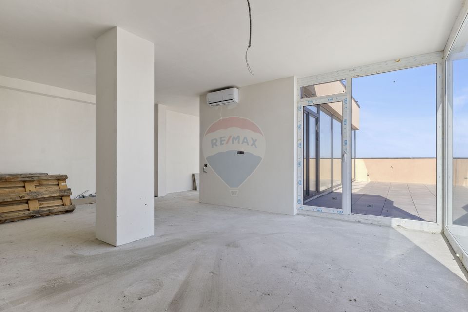 PENTHOUSE 3 camere, parcare subterana de vânzare,  zona Torontalului