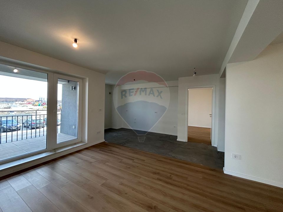 Apartament 3 camere de vânzare