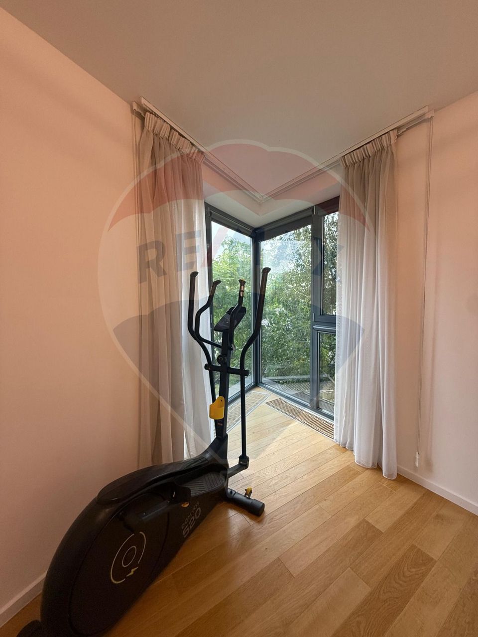 4 room Apartment for rent, Floreasca area