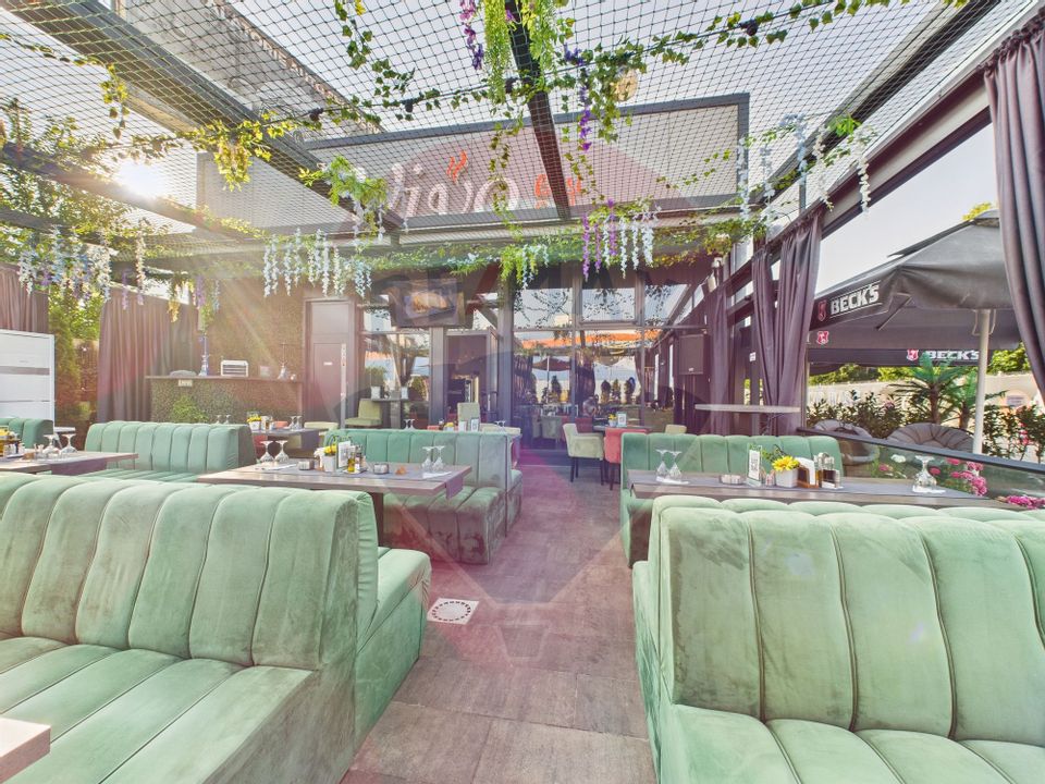 Multifunctional Streetfront Comercial Space Near Demean, Slobozia