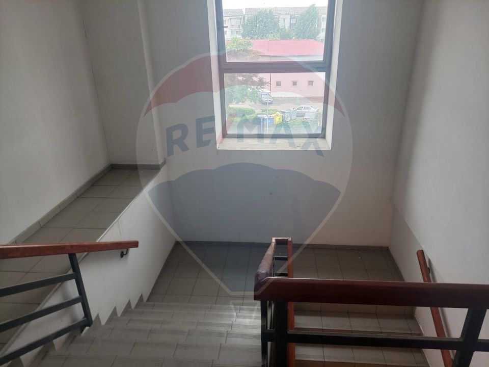 Spatiu birouri de închiriat zona Alexandru cel Bun Complex Supernova