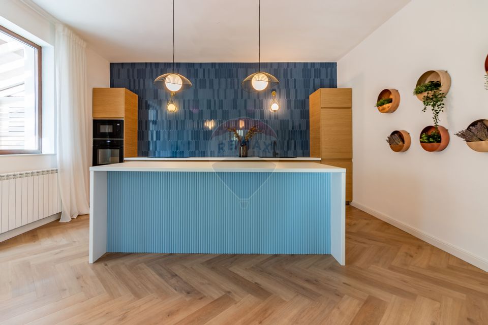 Casă individuala în Aviatiei, adiacent Bulevardul Aerogarii, 4xparcare