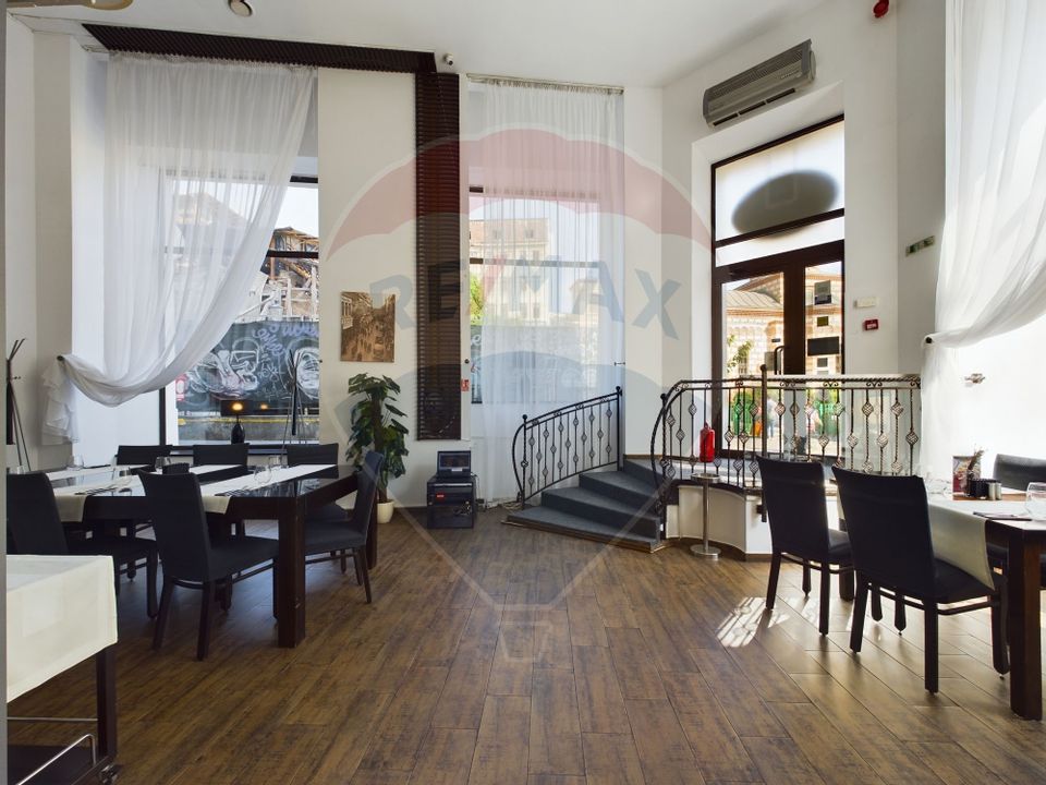 300sq.m Proprietate specială for rent, Centrul Istoric area