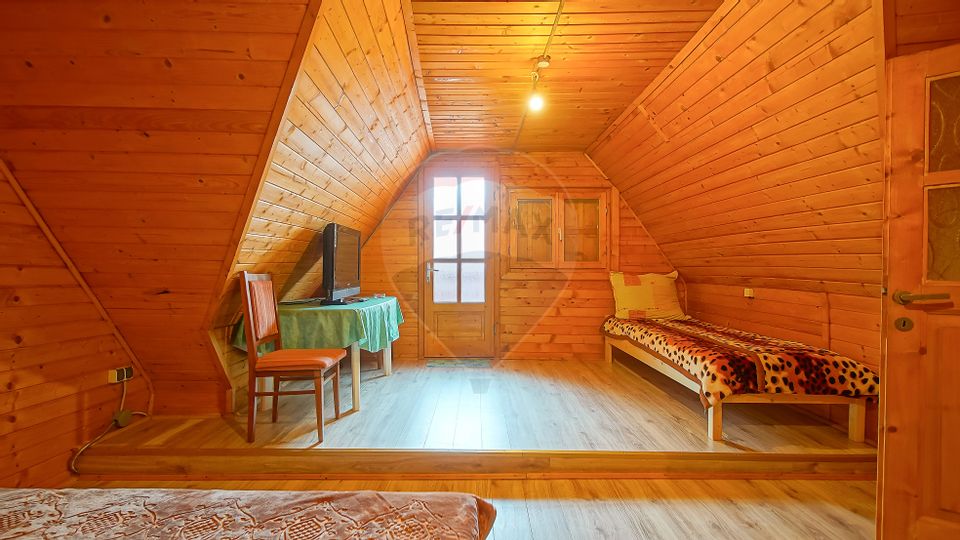 5 room House / Villa for sale