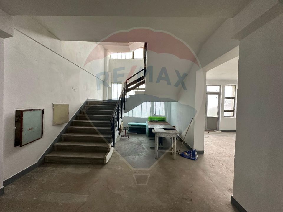 Spațiu de birouri- Imobil Multifuncțional în Arad P +6