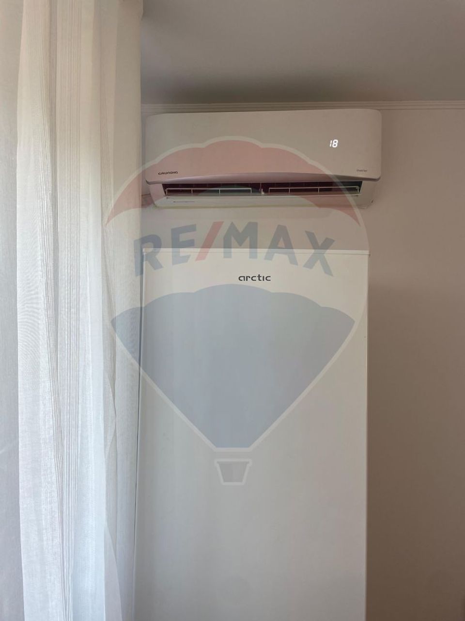 Apartament cu 2 camere de vânzare în zona Lipovei