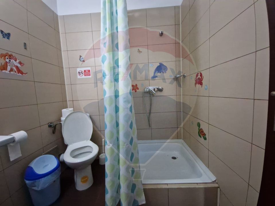20 room Hotel / Pension for sale