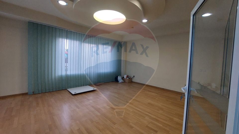 880sq.m Industrial Space for sale