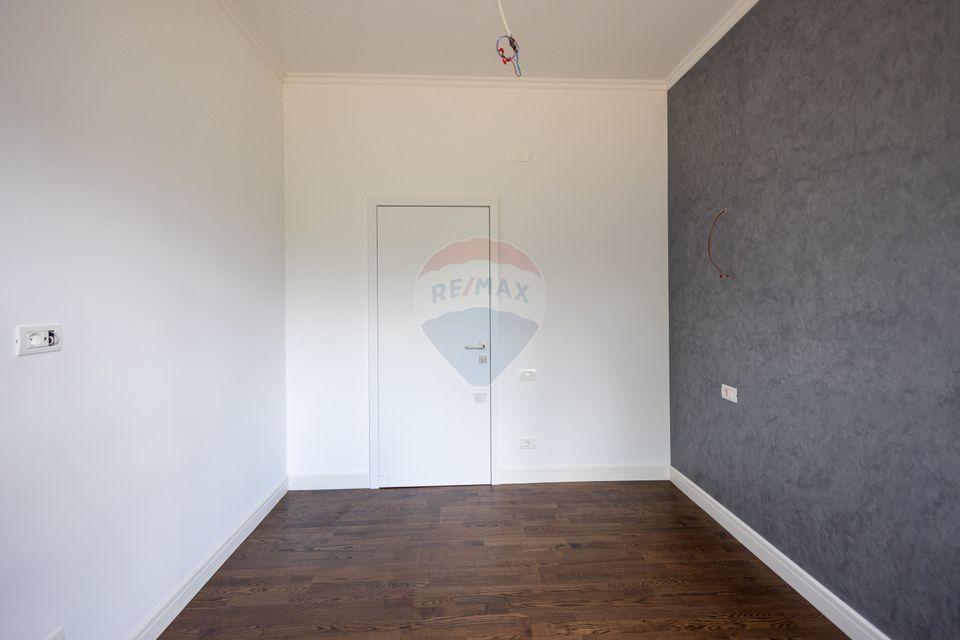 5 room House / Villa for sale