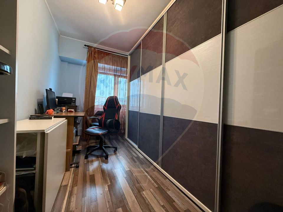 4 room Apartment for sale, Inel I area