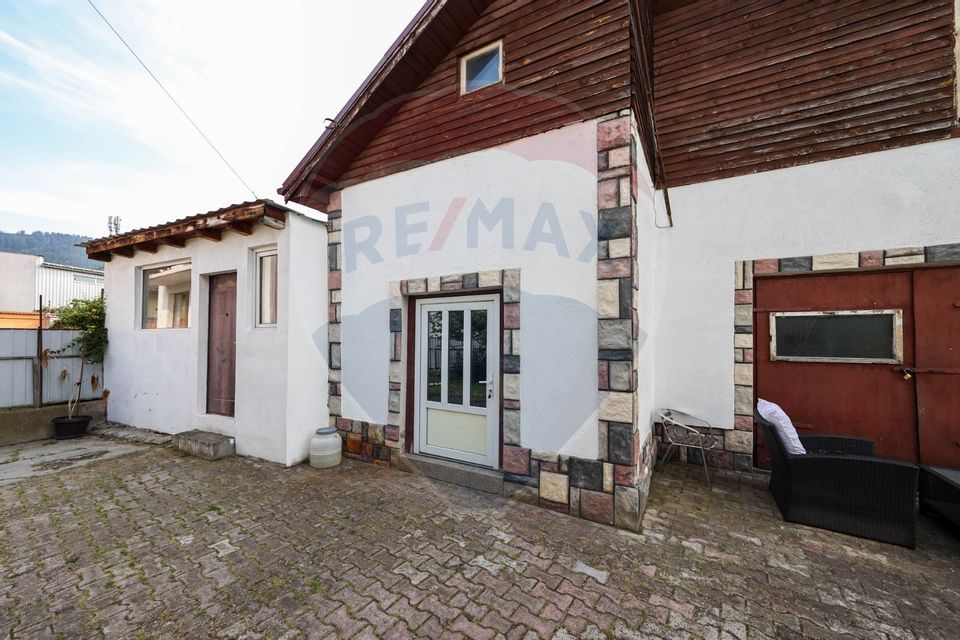 8 room House / Villa for sale, Stefan cel Mare area